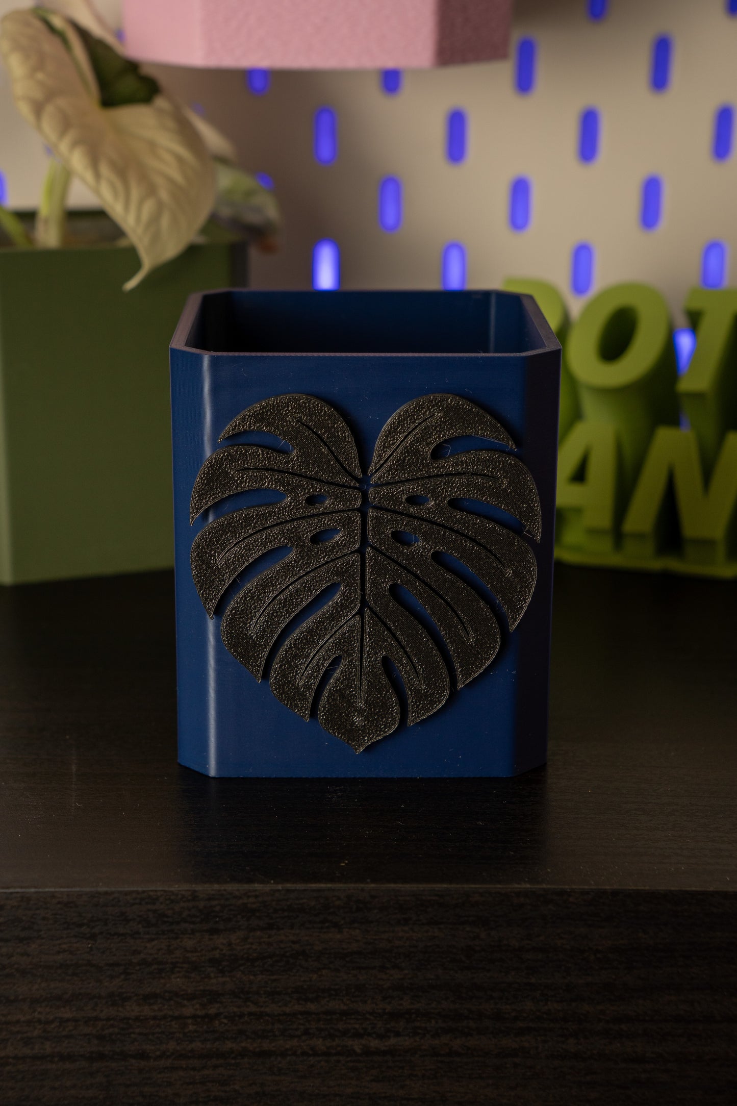 Monstera Leaf Pott