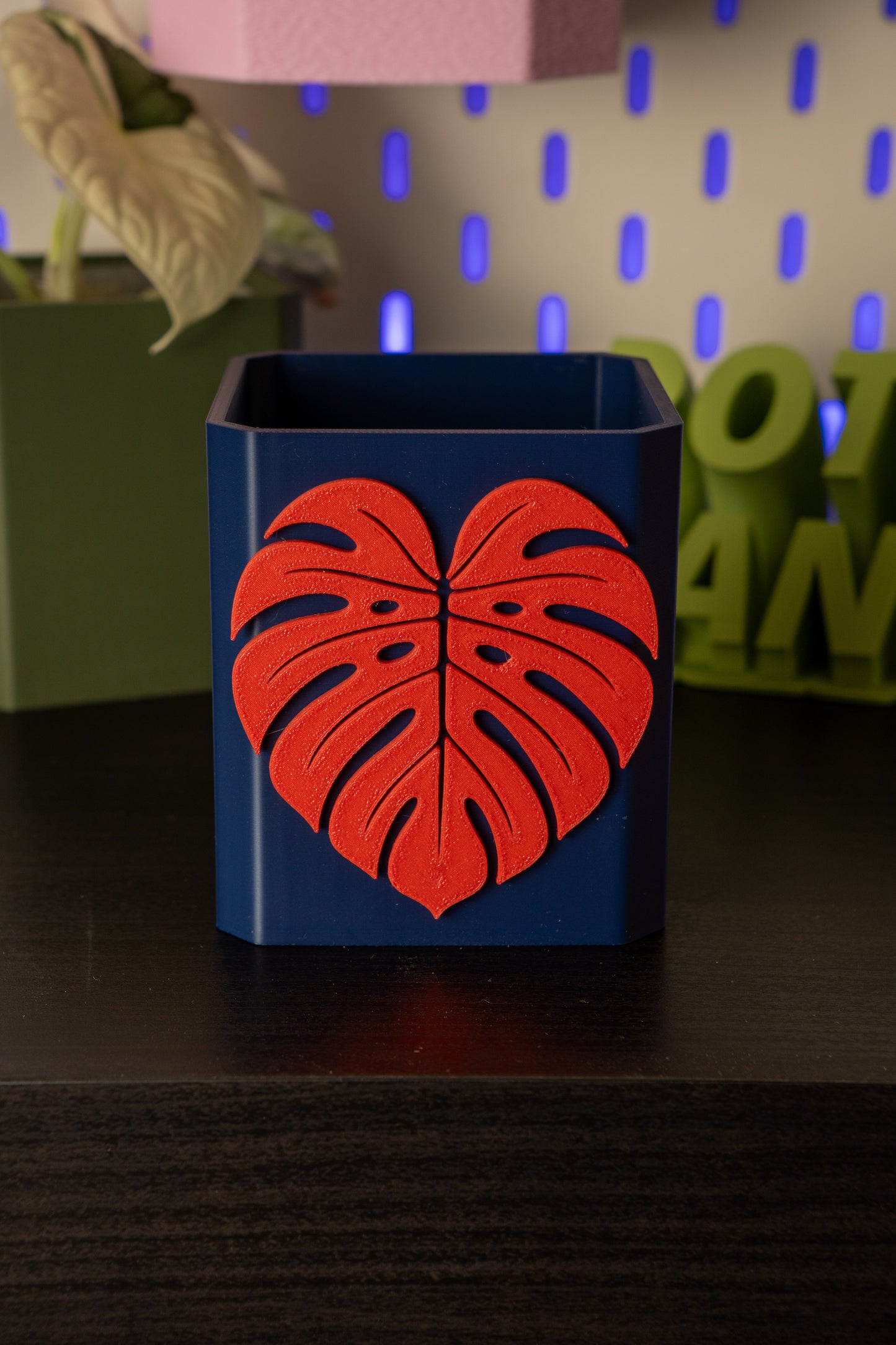 Monstera Leaf Pott