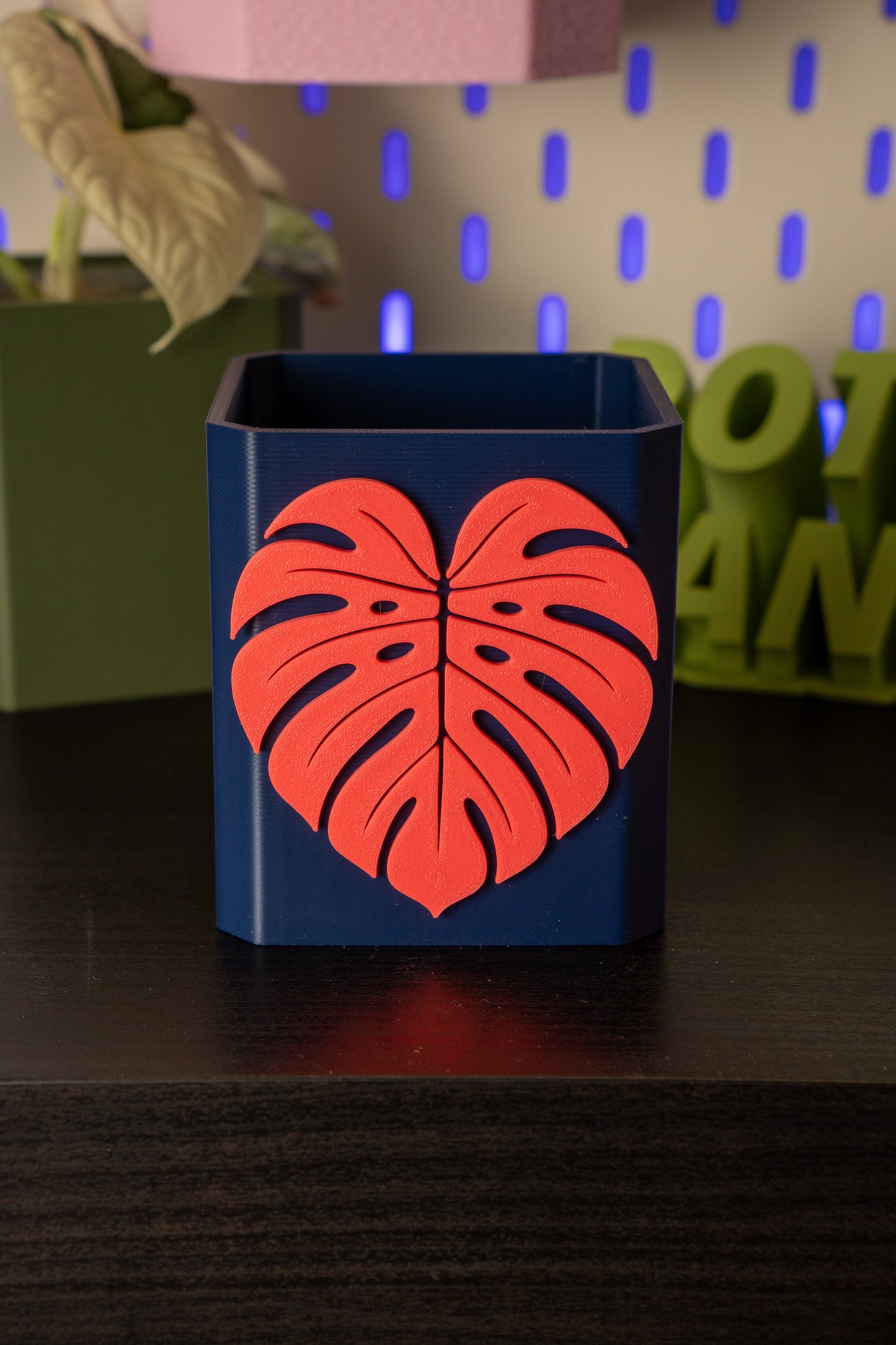 Monstera Leaf Pott