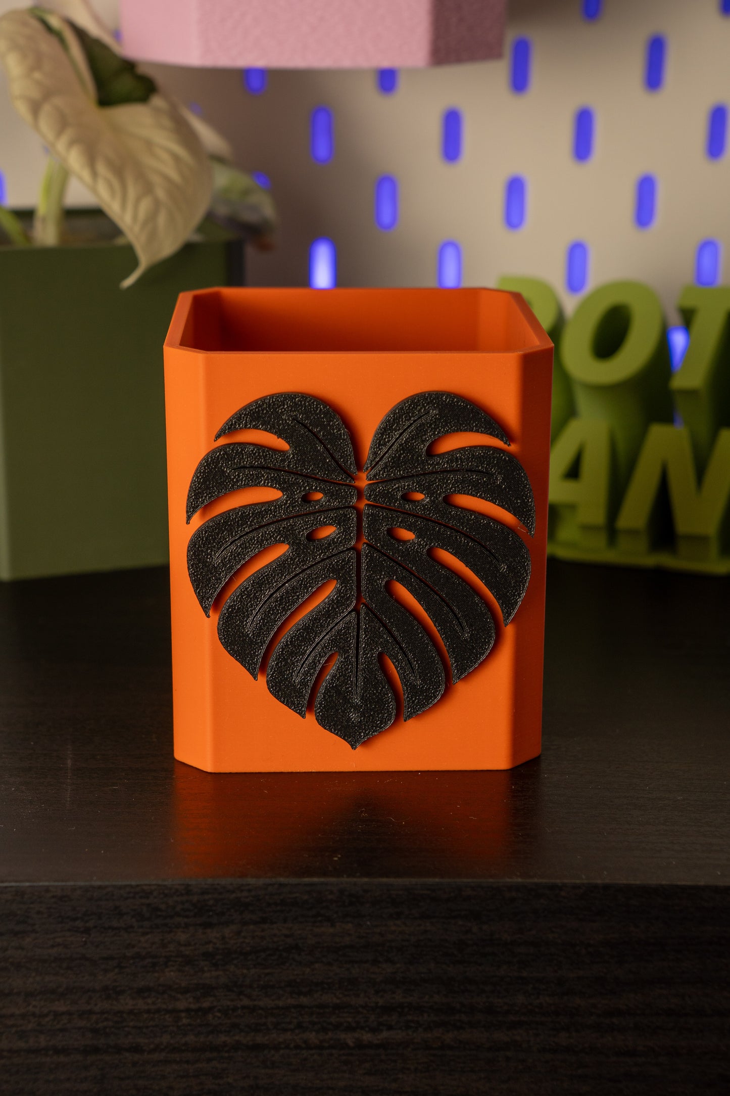 Monstera Leaf Pott