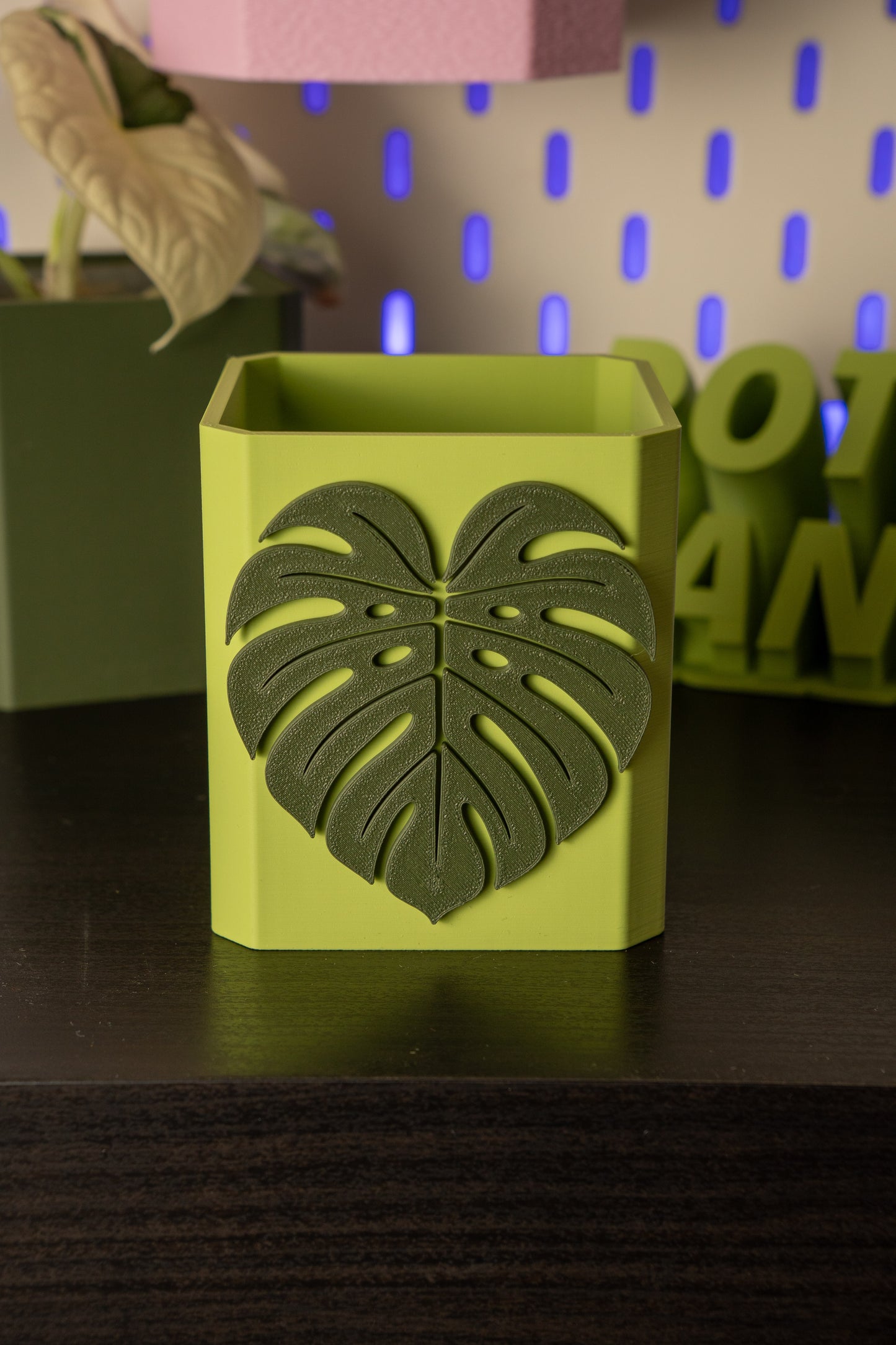 Monstera Leaf Pott