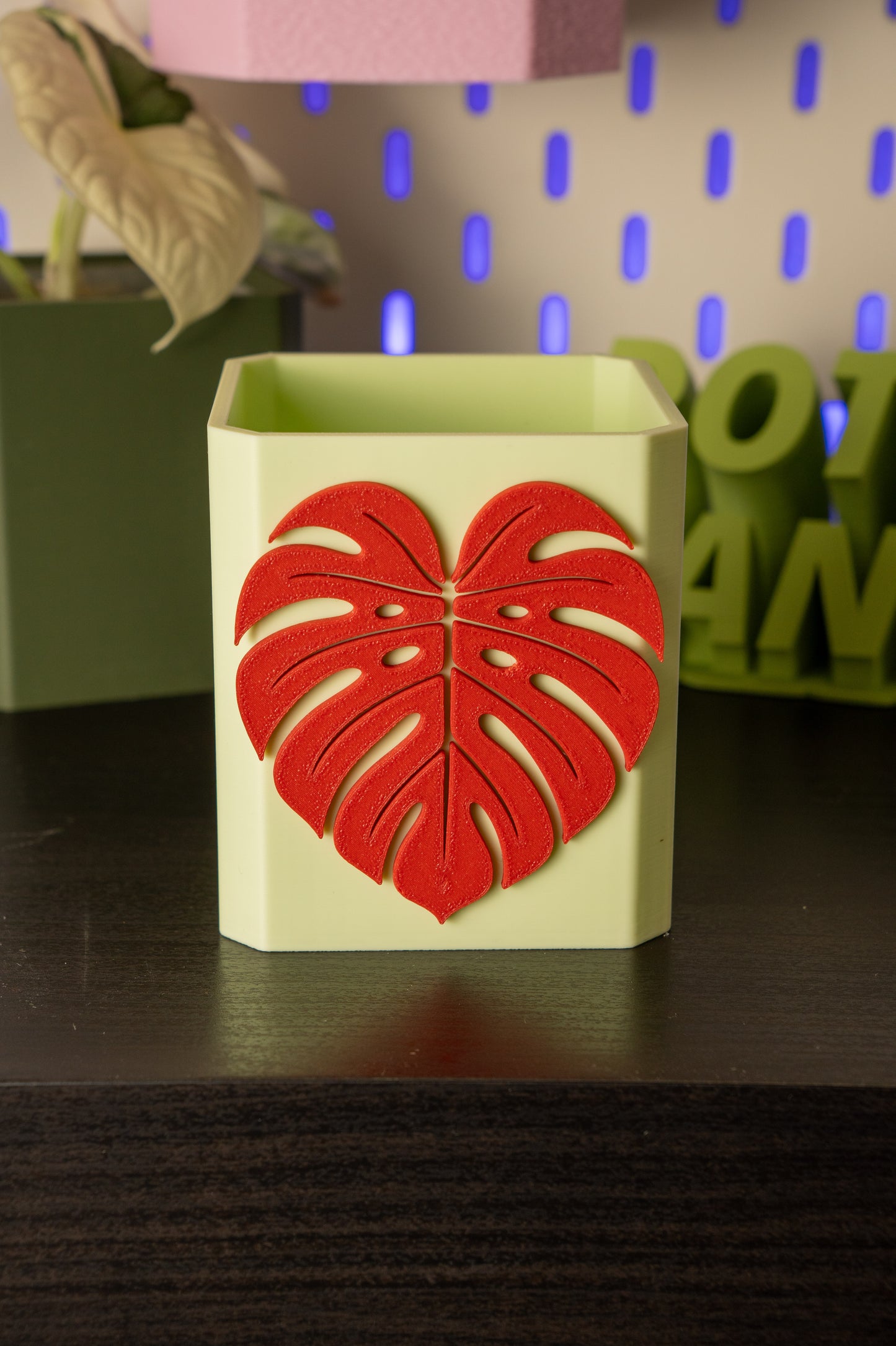 Monstera Leaf Pott